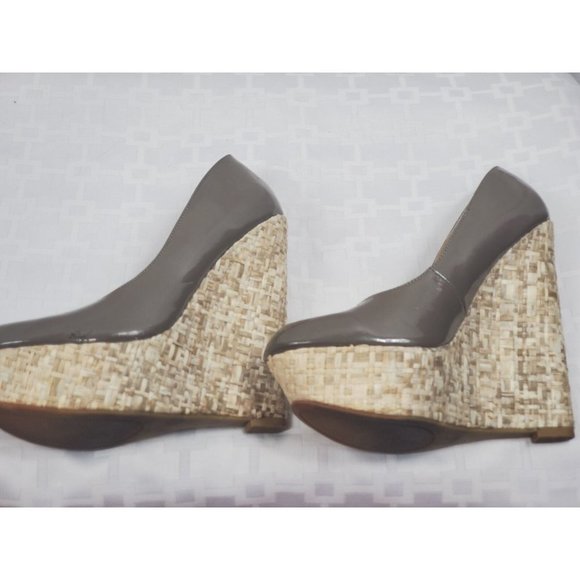 Steve Madden Taupe Brown Patent Wedge Heel Size 6 Pre-owned High Platform - Picture 9 of 9